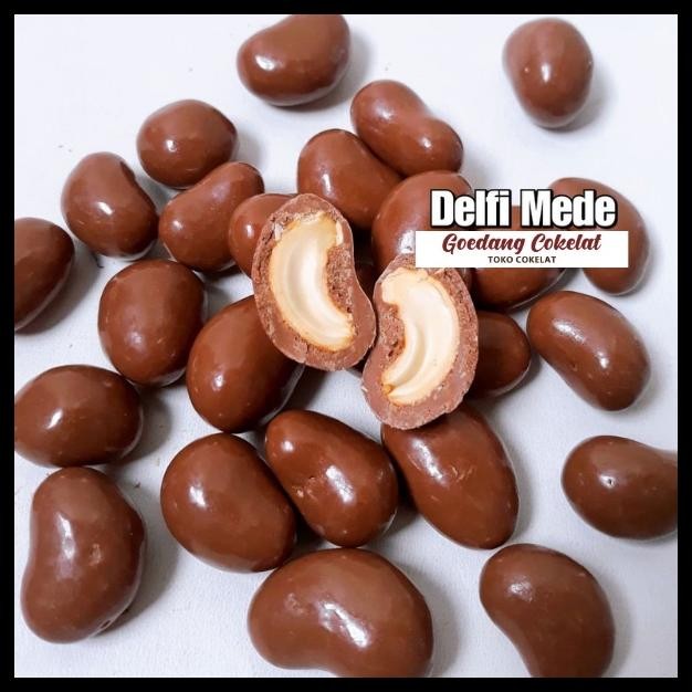 

COKLAT DELFI ALMOND 500GRAM CHOCO DRAGEES DELFI
