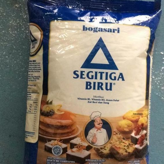 

Terlaris Tepung Segitiga Biru Premium 1 Dus ( 12 Piece )