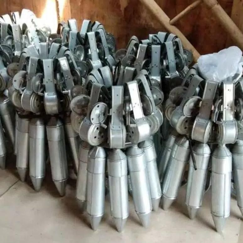 Emposan Kompor Tikus Kompor Tikus Isi Belerang Asap Tikus Kompor Tikus