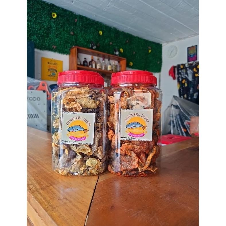 

PJ Paket Combat Kerupuk Kulit Ikan Salmon Kemasan Toples Jumbo Dan Rasa Spicy Toples Jumbo