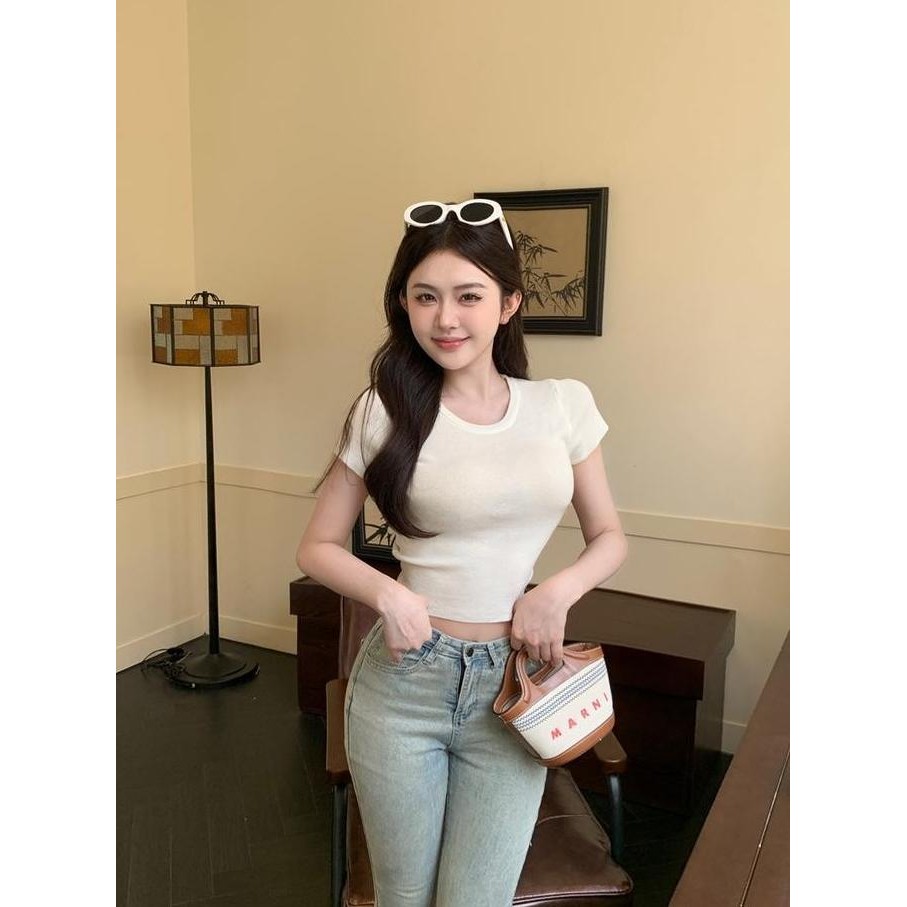 (Expert) [PREMIUM]Berynette 0330 Crew Neck Slim Fit Cropped Stretchy T-Shirt (ALL SIZE) crop top bod