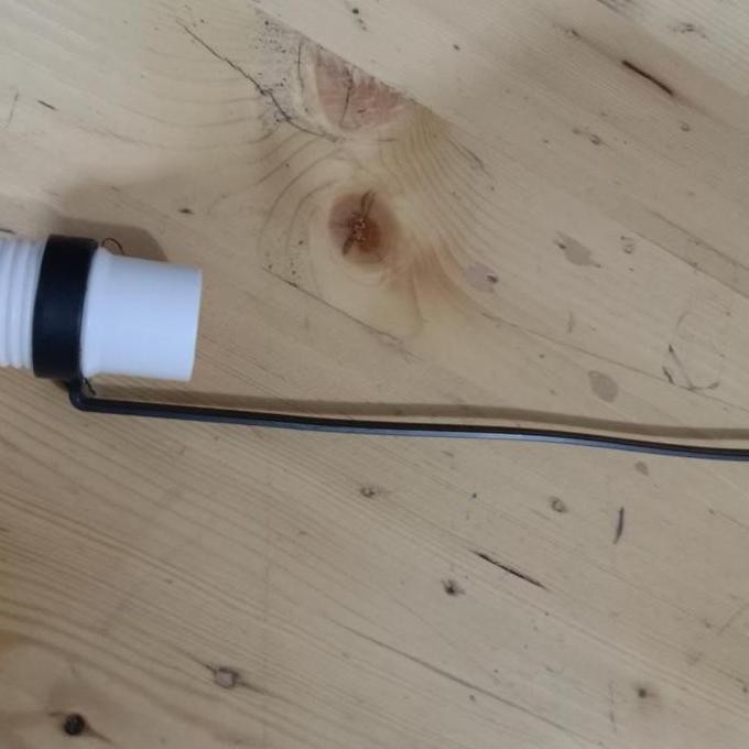 Gantungan Selang Pembuangan Mesin Cuci Panasonic