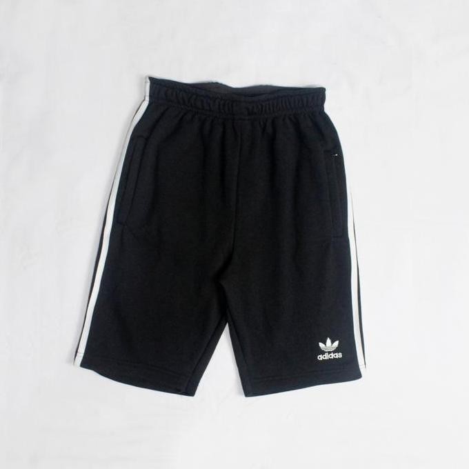 Celana Pendek Running Olahraga Jogging Pria Lari Adidas Grade Original Best Seller