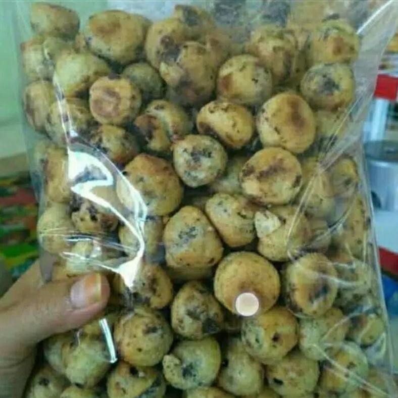 

Ready Kue Shoes 500Gr (1/2Kg) - Kue Coklat Soes -Kue Sus Cokelat - Cemilan Coklat