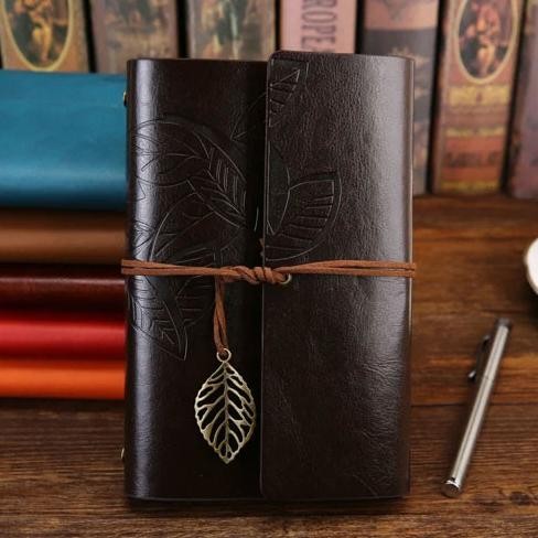 

PHANTACI Buku Catatan Binder Kulit Retro Leaf Kertas B7 - BSD666 AST