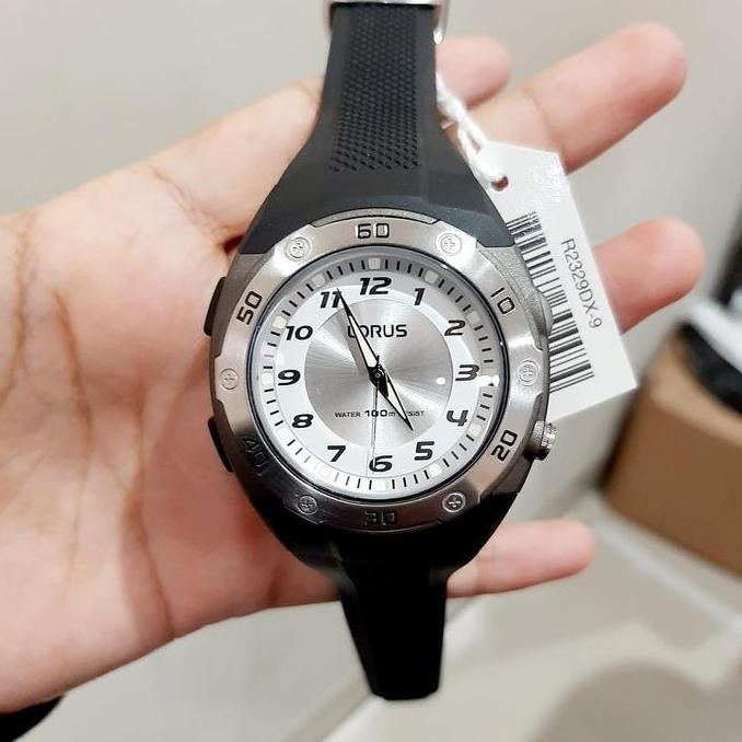 Tersedia JAM TANGAN PRIA LORUS SPORT R2329DX-9 BLACK RUBBER ORIGINAL BERGARANSI