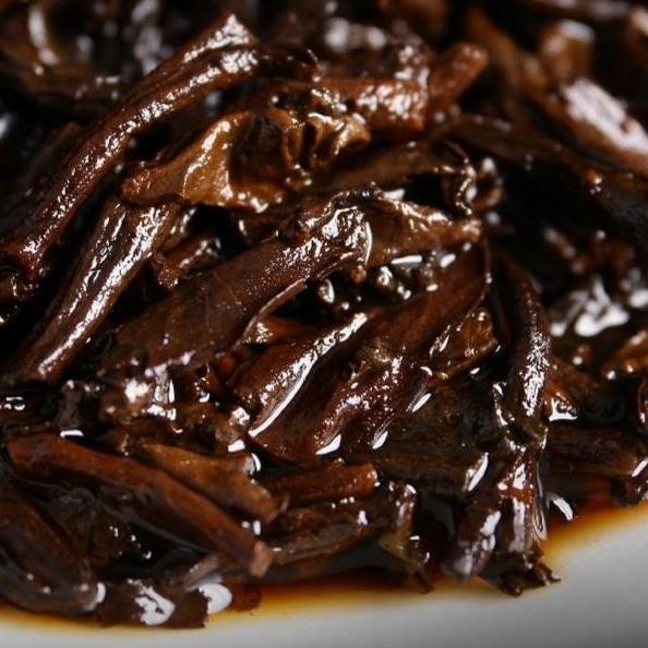 

Yunnan Puerh Tea Ripe Tea Ancient Tree - 357 Gr Maison Auratea