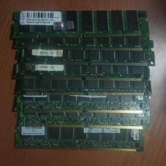 SDRAM RAM 256MB PC 133