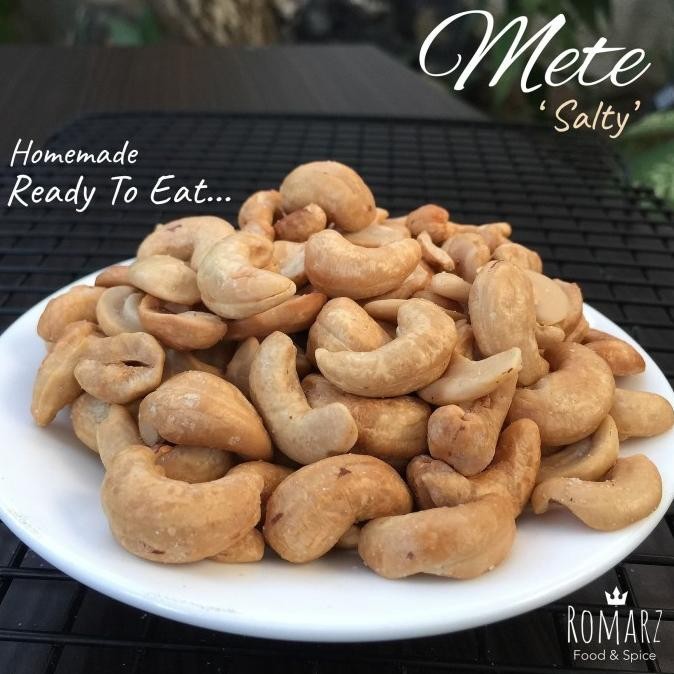 

(Expert) Kacang Mede Asin / Kacang Mete Asin / Kacang Mente Asin 500gr