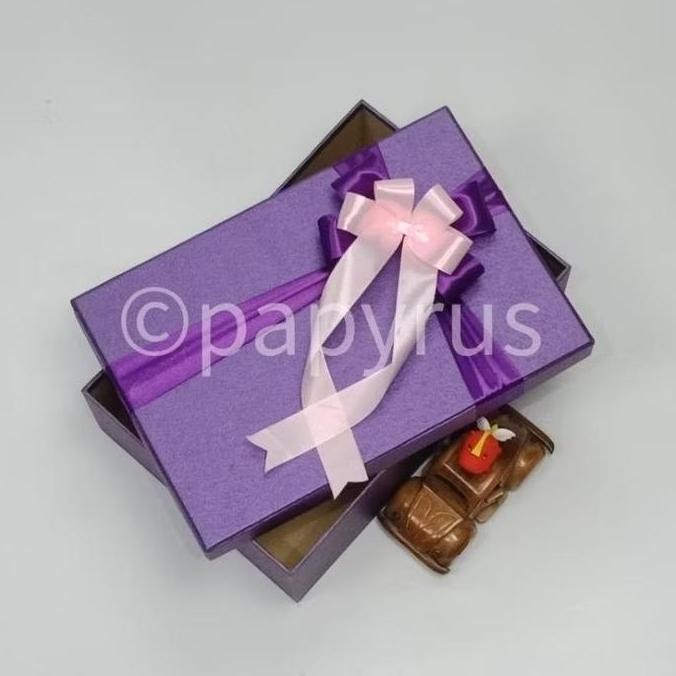 

ready stock PAPYRUS 25x35 Tinggi 5cm Kotak Kado Gift Box V2