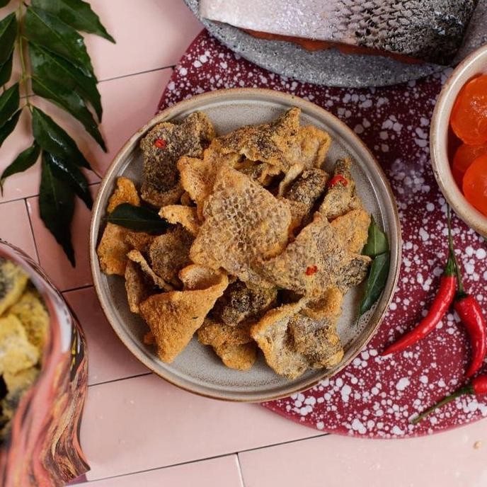 

Murah Irvins Salted Egg Salmon Skin 230 Gr (Big) Mrworldshopper