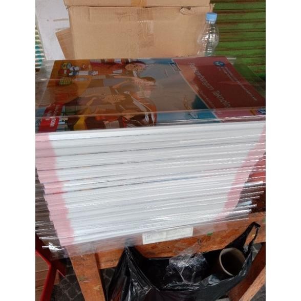 

Sale! Sampul Buku Mika Bening Plastik Roll 50M - Ukuran 25Cm, 27Cm, 34Cm