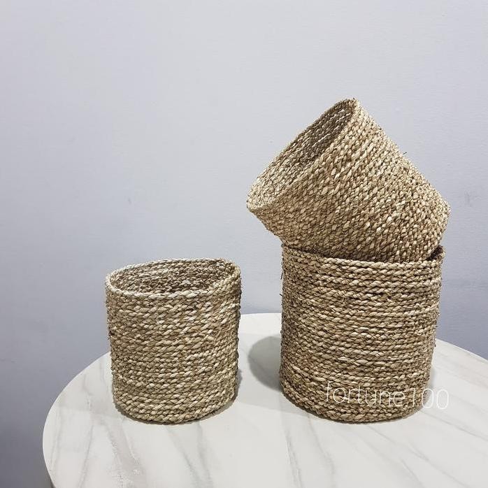 

Terlaris Keranjang Anyaman Seagrass / Cover Pot Tanaman Meja / Basket A01