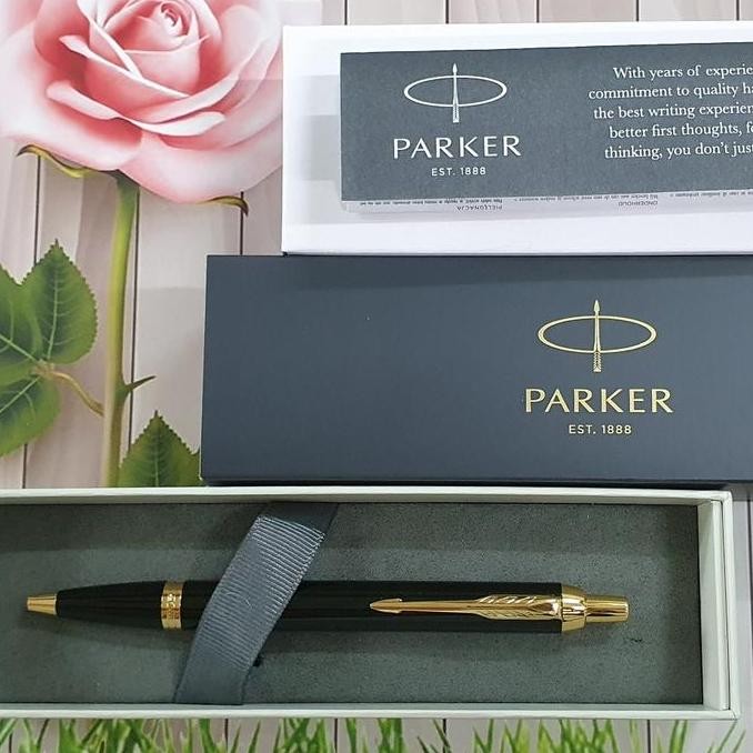 

TERLARIS - Parker IM Black Gold Trim Ballpoint Pen