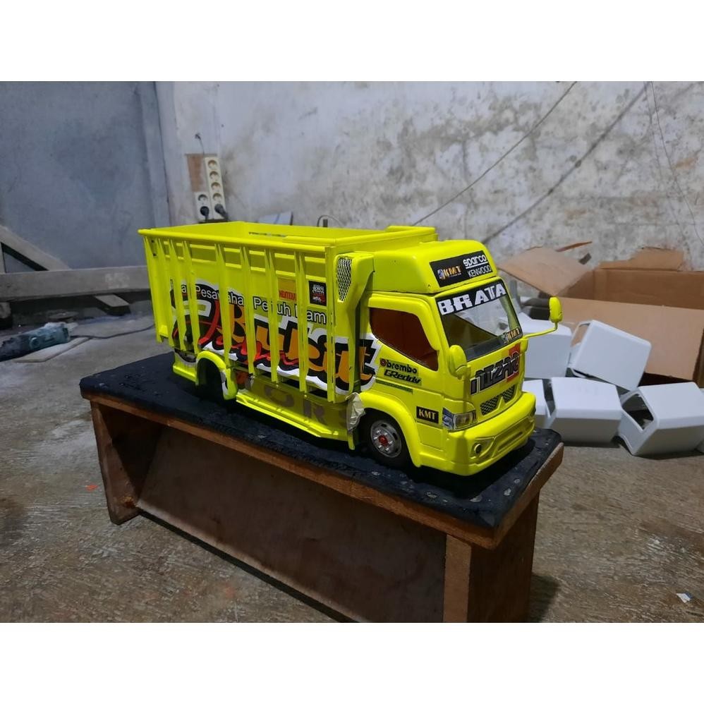 Mainan Truk Oleng Asli Ukuran Jumbo Full Lampu Bonus Terpal Mainan Truk Trek Truck Oleng Ukuran Jumb