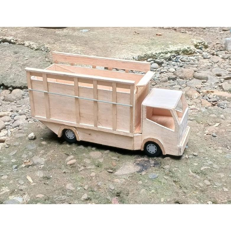 Mentahan Miniatur Truk Oleng,Pintu Belakang Bisa Terbuka, Free Lampu Led 6.6