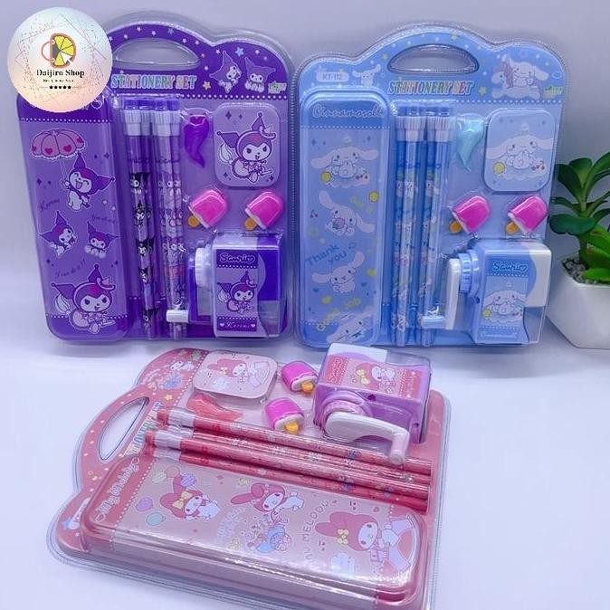 

Study Set Alat Tulis Sanrio Anak Sekolah SD Pensil Penggaris Kuromi tms