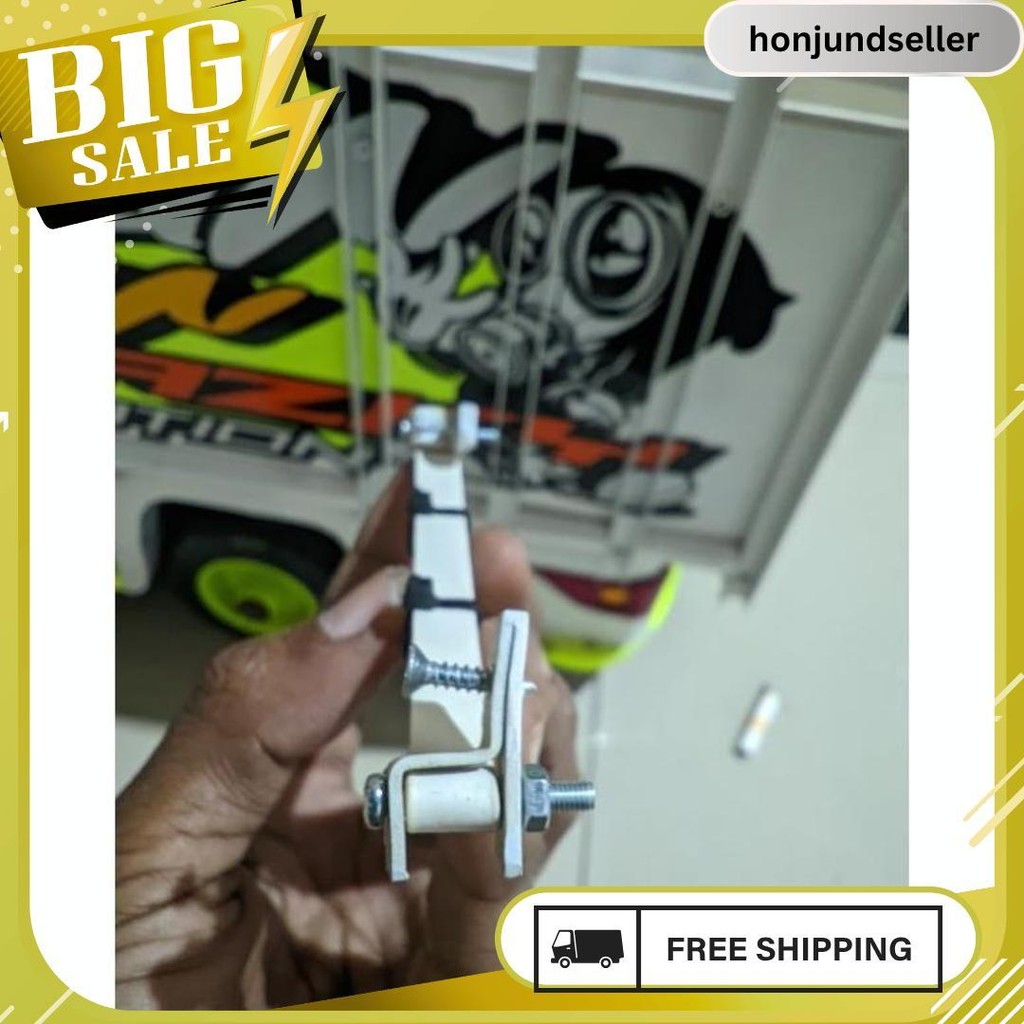 Paket  4Pcs Per Daun Miniatur Truk Oleng Tinggal Pasang Untuk Skala 10-14 Termurah