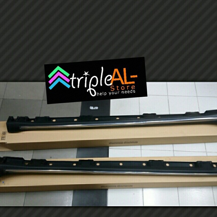 Satuan-Side Skirt list Body Samping Innova Venturer original