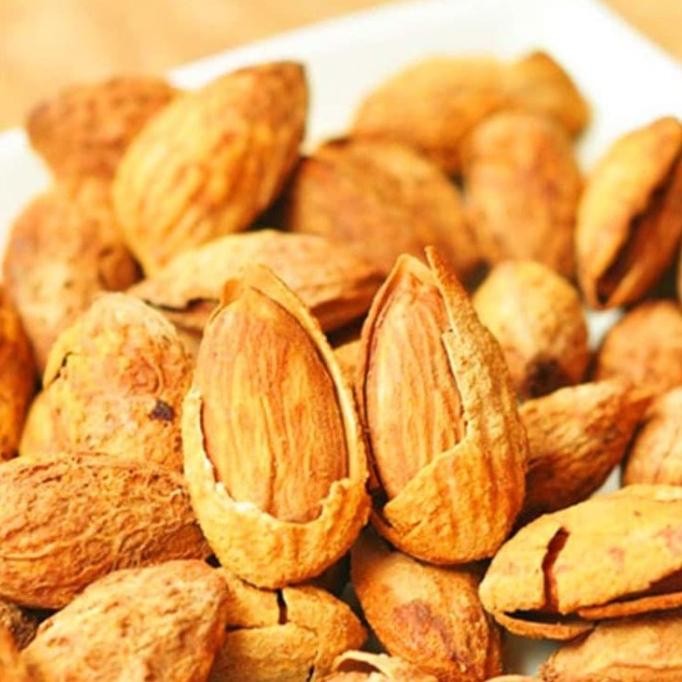 

almond roasted / kacang almond almon panggang 500gr in shell premium termurah