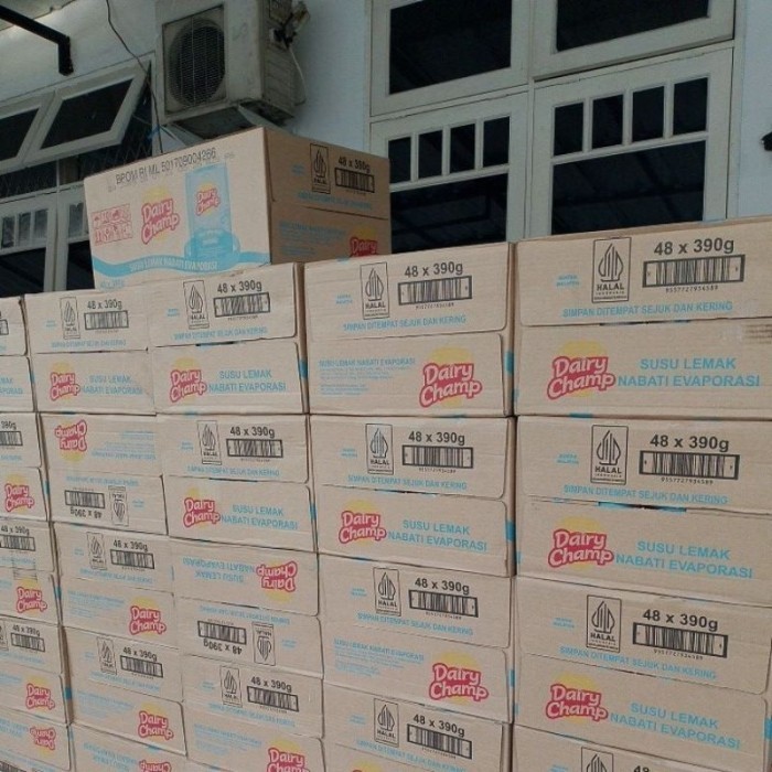 

TERLARIS TERLARIS TERLARIS SUSU EVAPORASI DAIRY CHAMP PER DUS/EVAPORATED MILK DAIRY CHAMP PER