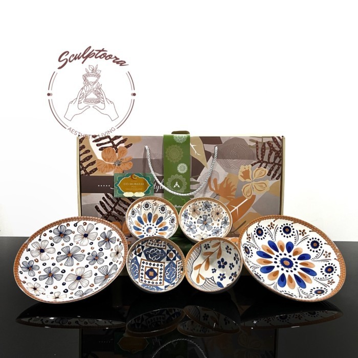 

NEW PRODUK SCULPTOORA HAMPERS LEBARAN MANGKOK DAN PIRING KERAMIK FREE KARTU SNM8
