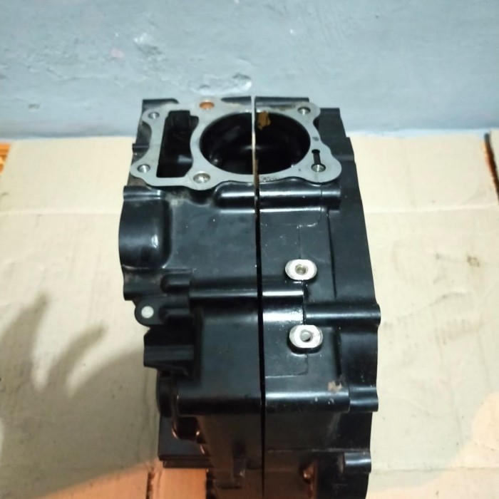 Crankcase L R Klx 150 Bf D Tracker Original Copotan Rengkes Kanan Kiri Barang Langka