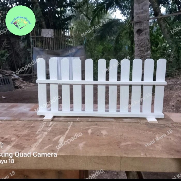 HOT SALE pagar partisi kayu taman Pagar kandang kelinci Serbaguna 100x50cm