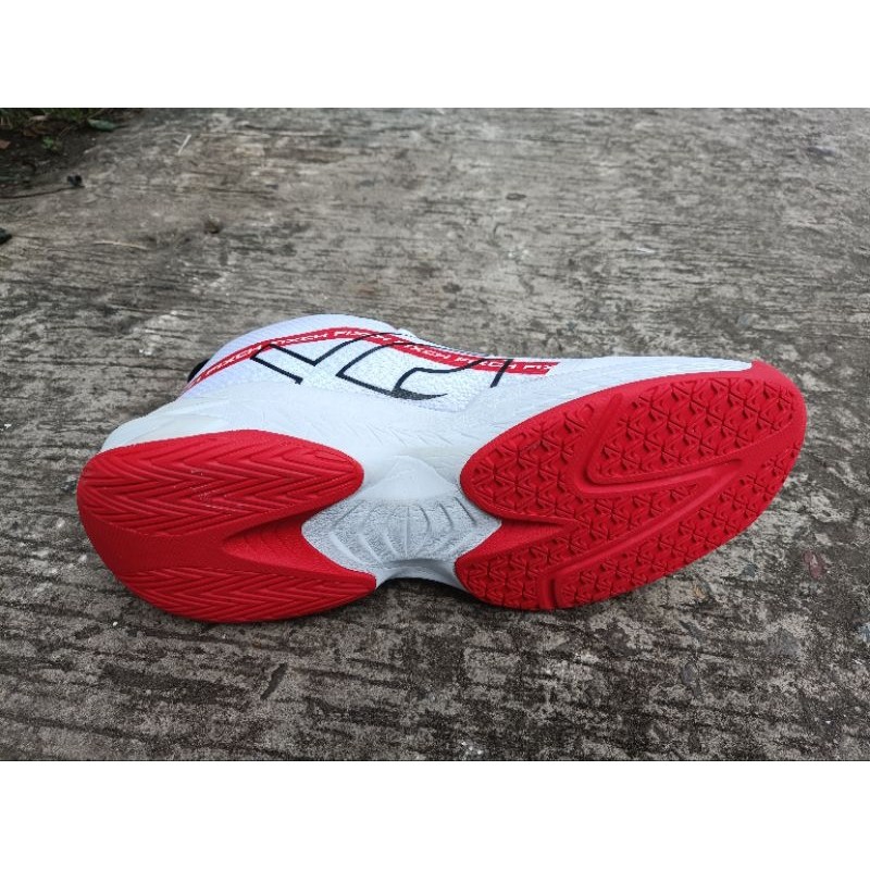 SEPATU VOLI FIXCH SPORTS / VOLLY ORIGINAL -sepatu voli ,volley ,voly fixch sports terbaru ; KNIVE -