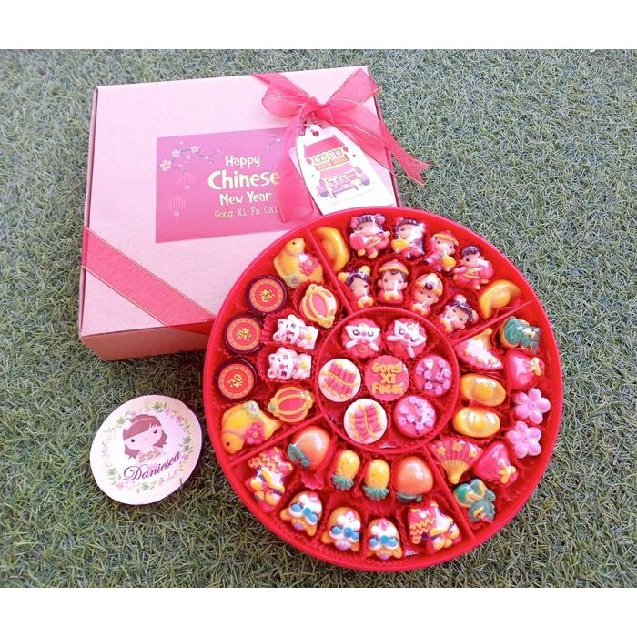 

terbaru !!! ctm coklat imlek coklat sincia cny coklat karakter chocolate ready