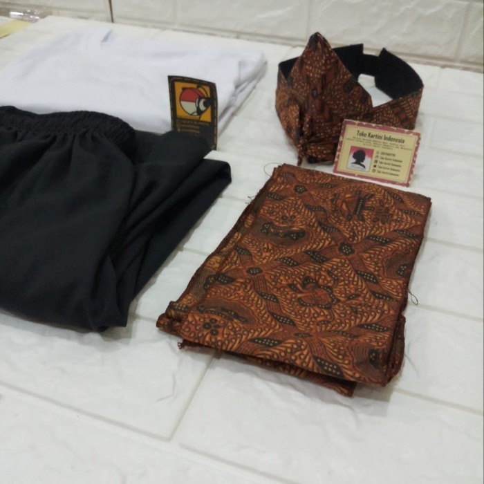BAJU ADAT DEWASA SUNDA / PAKAIAN JAWARA LAKI LAKI / PAKAIAN ADAT
