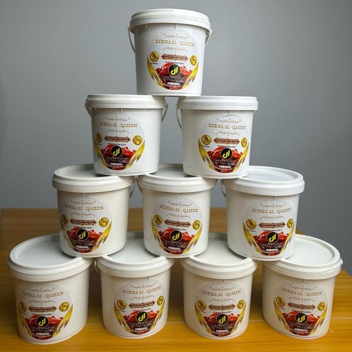 

Paket usaha 1 karton Kurma ember by dutasnack.id isi 24 picis @500gr