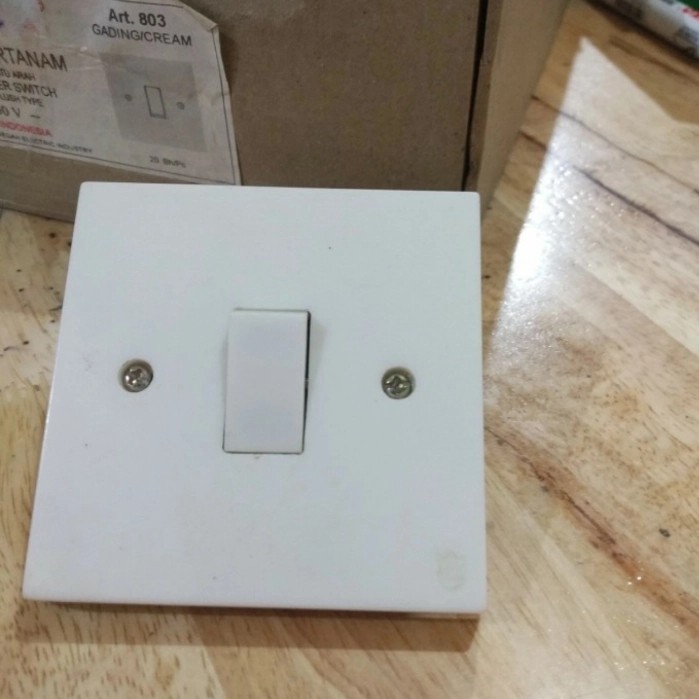 ;&;&;&;&] Saklar ib engkel voltama ART 803 cakar vt803 inbow satu cetekan SNI