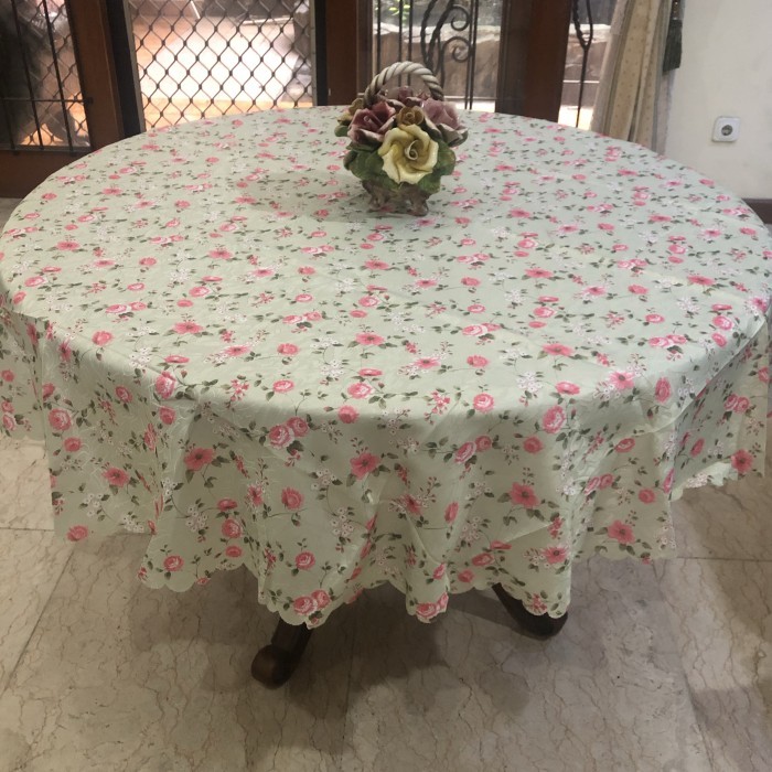 Taplak meja makan shabby bulat 6 kursi