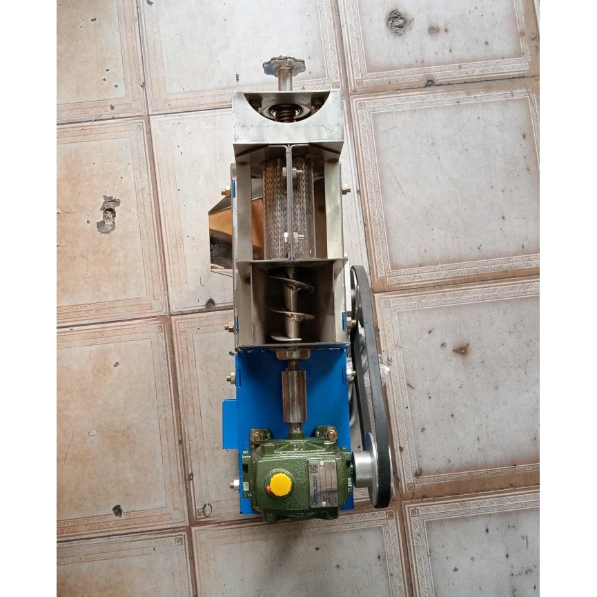 

Mesin Peras Santan Mini - Pemeras Santan Kelapa Kecil Best Seller