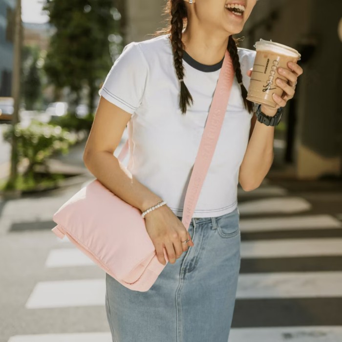 STARBUCKS Pufflet Slings Bag/tas selempang nilon unisex starbuck