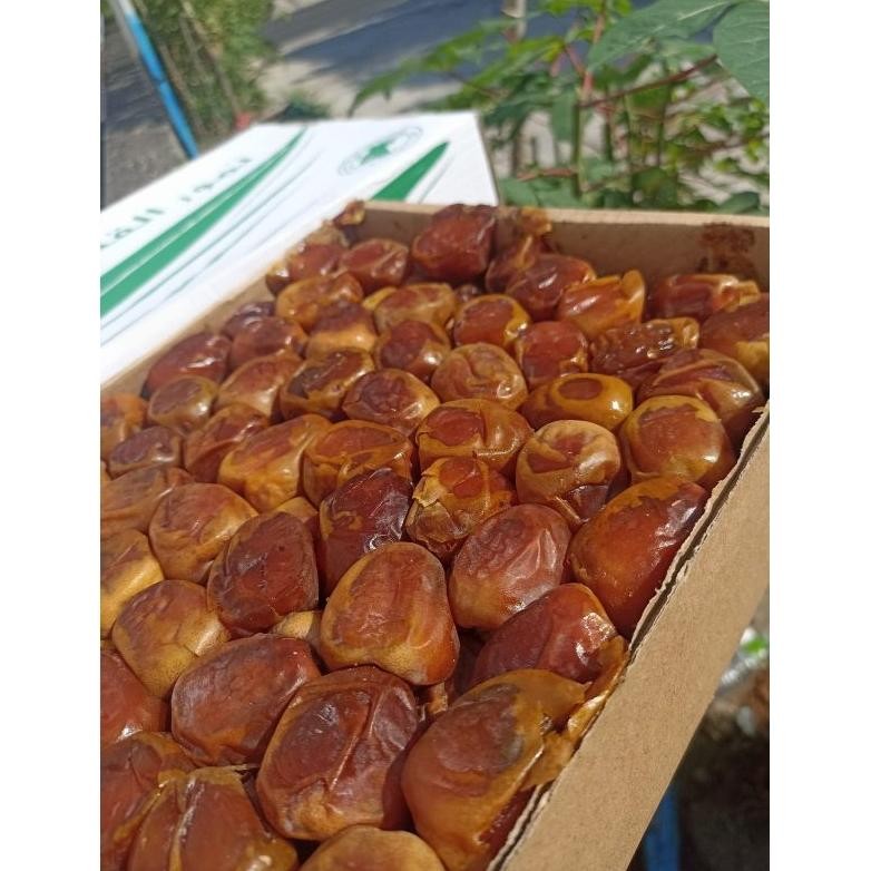 

tin- kurma sukari preum 3kg al qassim