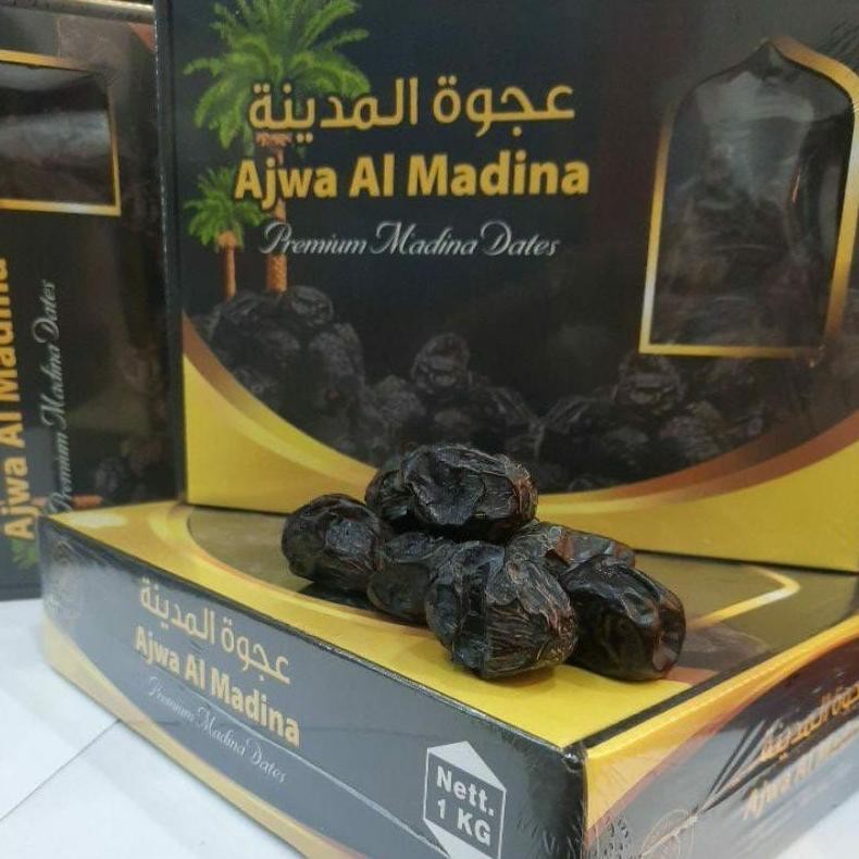 

tin- kurma ajwa almadinah jumbo kemasan dus 1kg(exp2025)