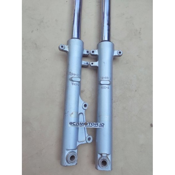 As Tabung Bottom Shockbreaker Shock Breaker Sok Beker Absorber Depan Set Kanan Kiri Honda Megapro Mo