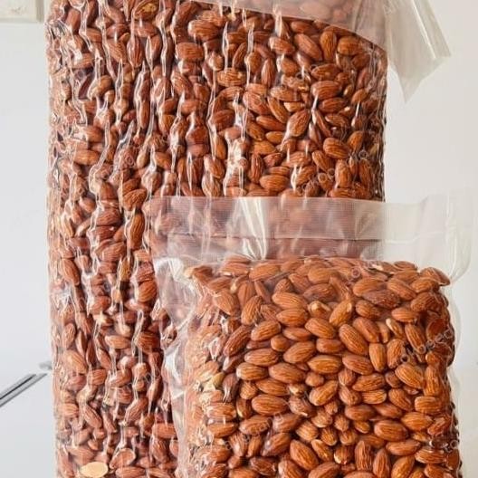 

BIG SALE RAW ALMOND 1 KG /KACANG ALMOND MENTAH / ALMOND TURKI !!!!!