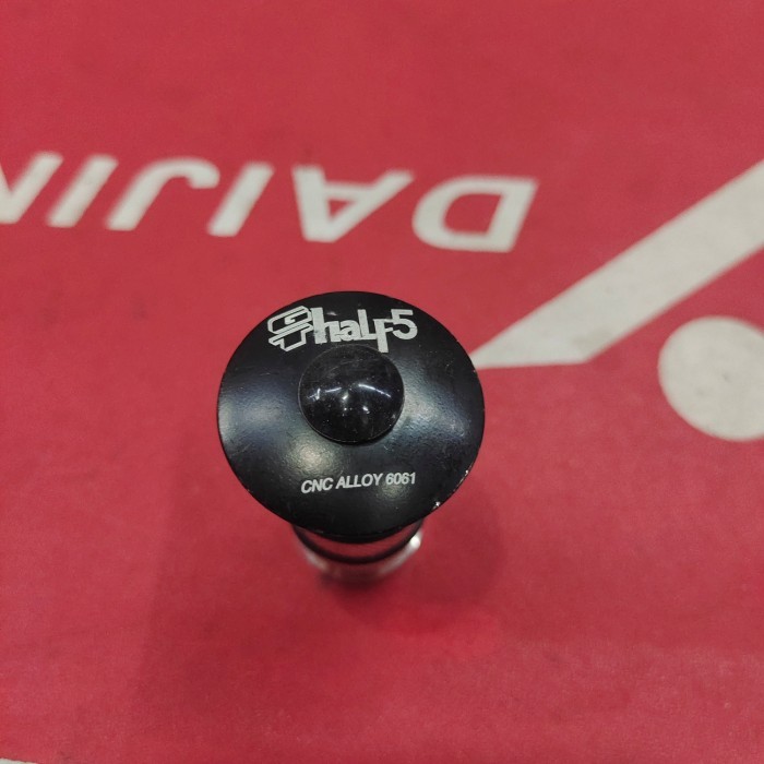 

JANGKAR STARNUT PRESTINE BUAT FORK CARBON