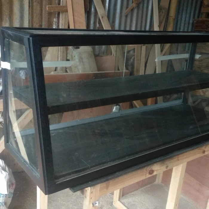 HOT SALE etalase kaca kayu food display roti donut cafe 120x45x50 + meja kecil