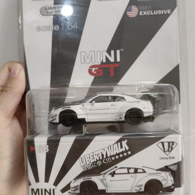 Mini gt 68 Lbwk nissan gtr white blister