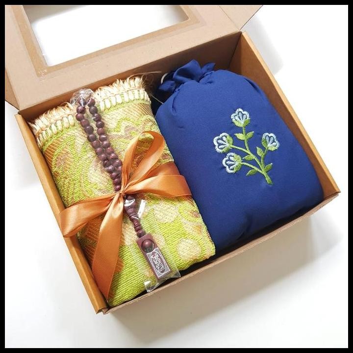 Terlaris [Barmu] Paket Mukena Dan Sajadah Turki Packing Box Kado Guru Hadiah Ulang Tahun Wedding Ham