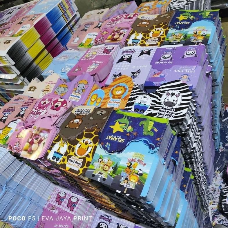 

AS25 500 LEMBAR (5 motif) AMPLOP LEBARAN MEDIUM 2025 Hemat