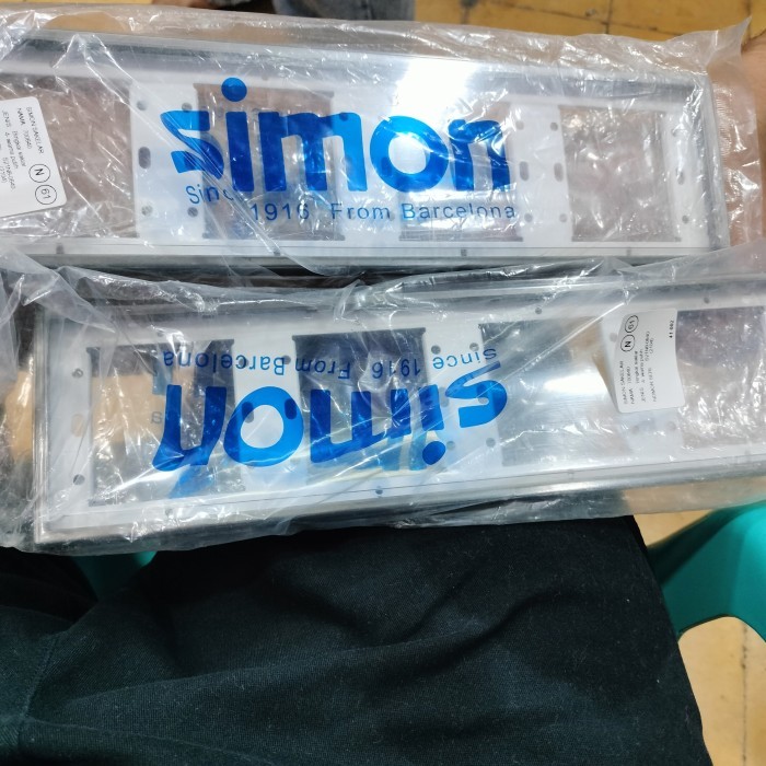 BEST SIMON I7 GREY FRAME 4 GANG FRAME SIMON I7 GREY 4 GANG