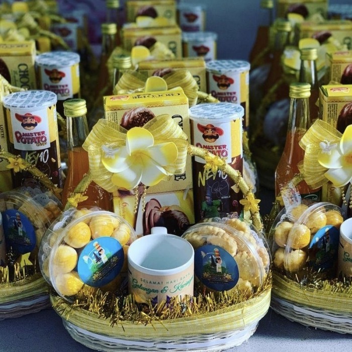 

Parcel Galungan Kuningan Nyepi Kuker