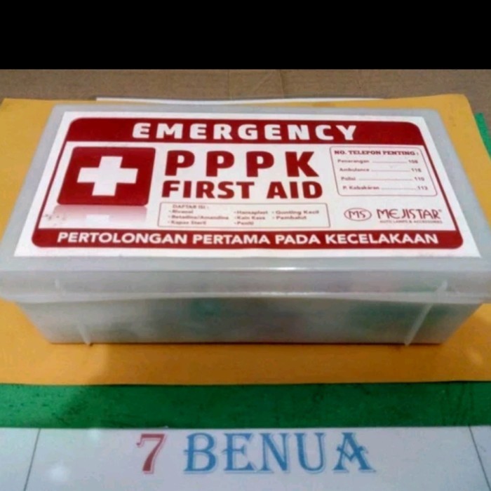KOTAK OBAT P3K EMERGENCY BOX MOBIL WARNA PUTIH