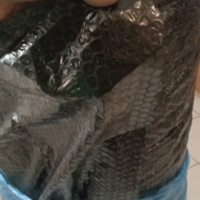 

Bubble Wrap Hitam
