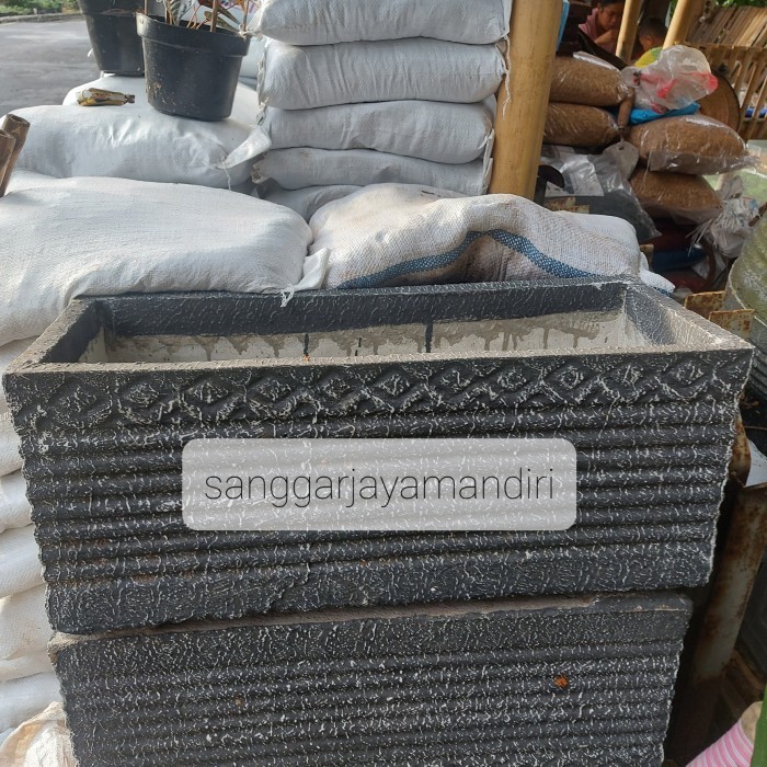 pot panjang minimalis/semen 60cm